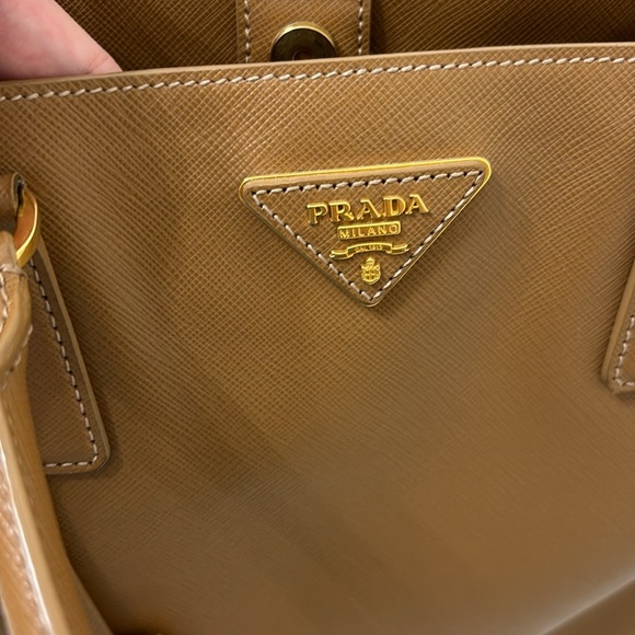 PRADA Lux Saffiano Leather Tote- camel- no zipper - Picture 12 of 15